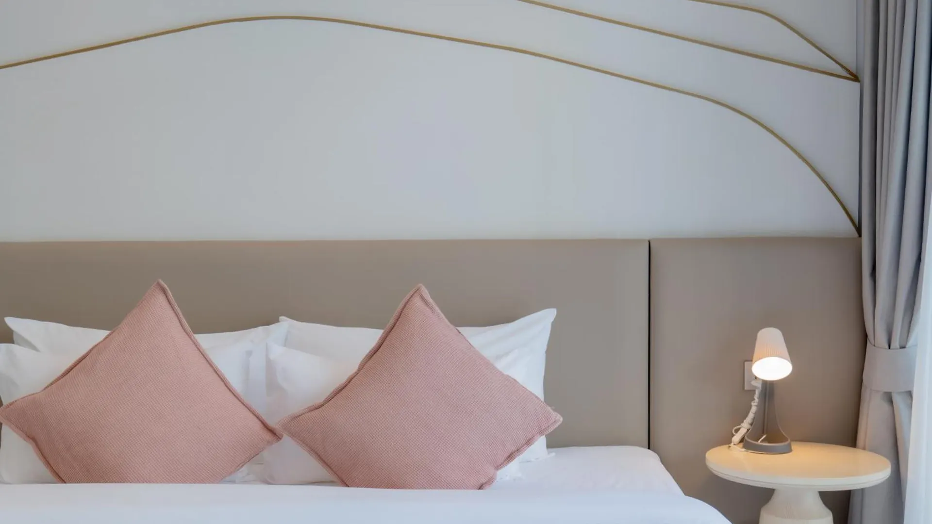 Wyndham Garden Naithon Phuket Hotel