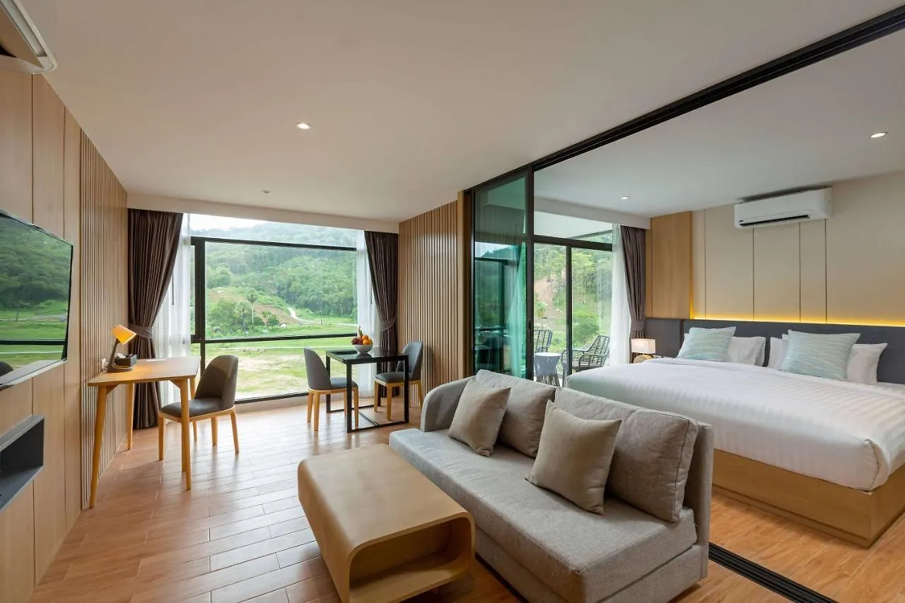 Hotel Wyndham Garden Naithon Phuket