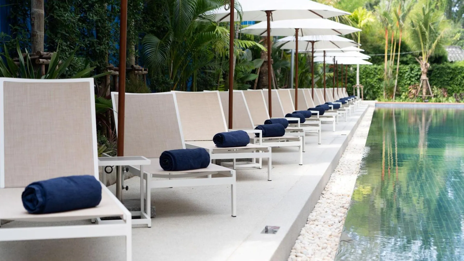 Hotel Wyndham Garden Naithon Phuket 0*, Nai Thon Beach